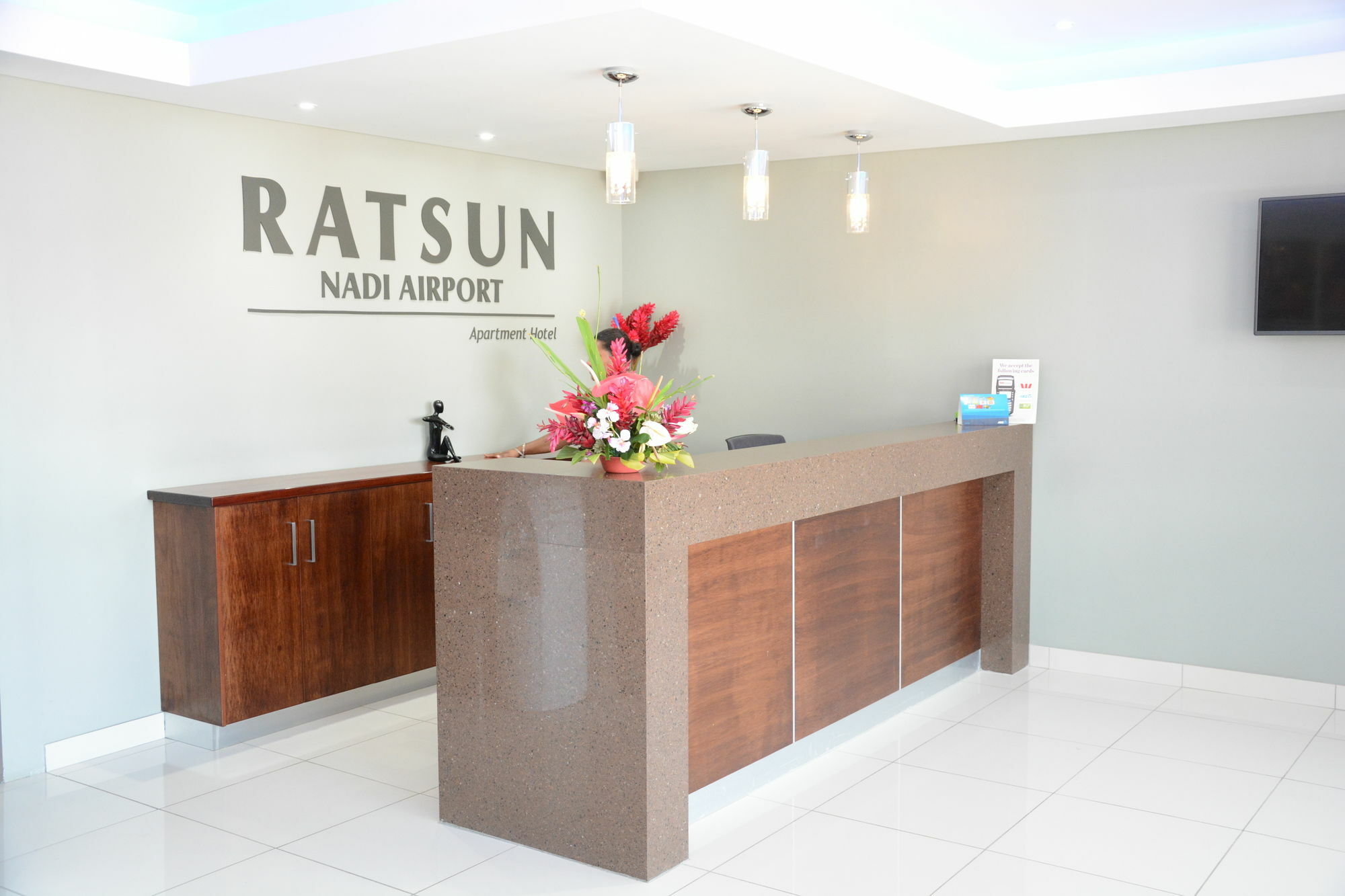 Ratsun Nadi Airport Apartment Hotel Buitenkant foto